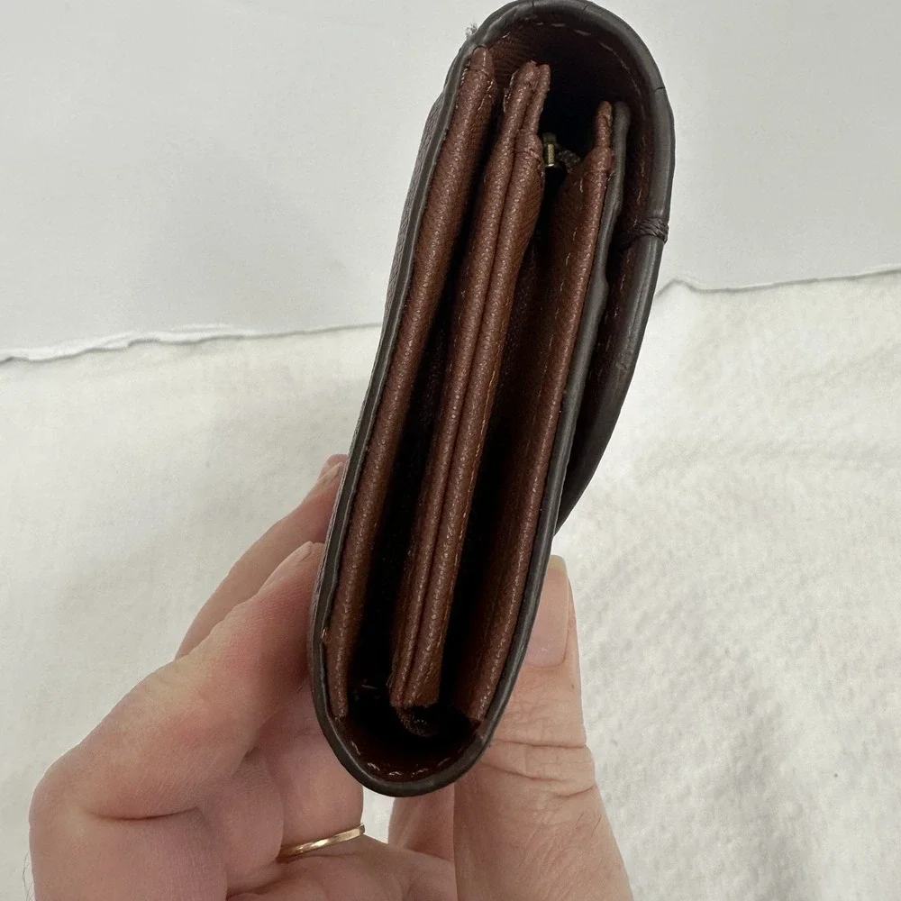 Brown Fossil Cleo Clutch Wallet - Genuine Cow Hide Leather Coin purse Pebbled 8